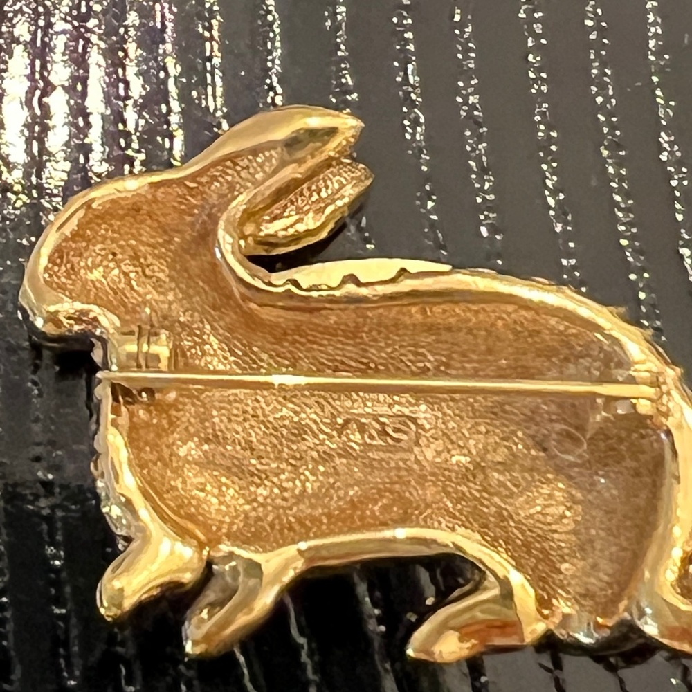 Swarovski  A&S Rabbit Brooch - Picture 5 of 6